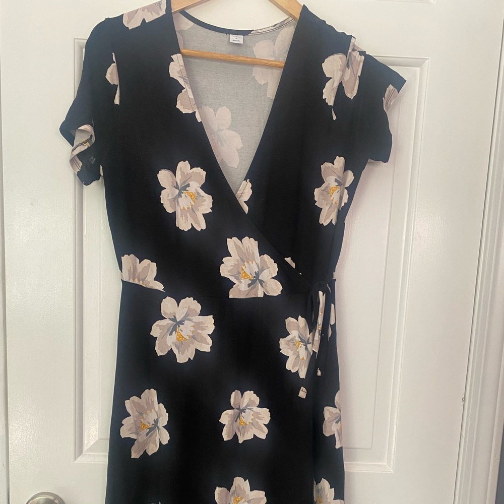 Old Navy faux wrap dress